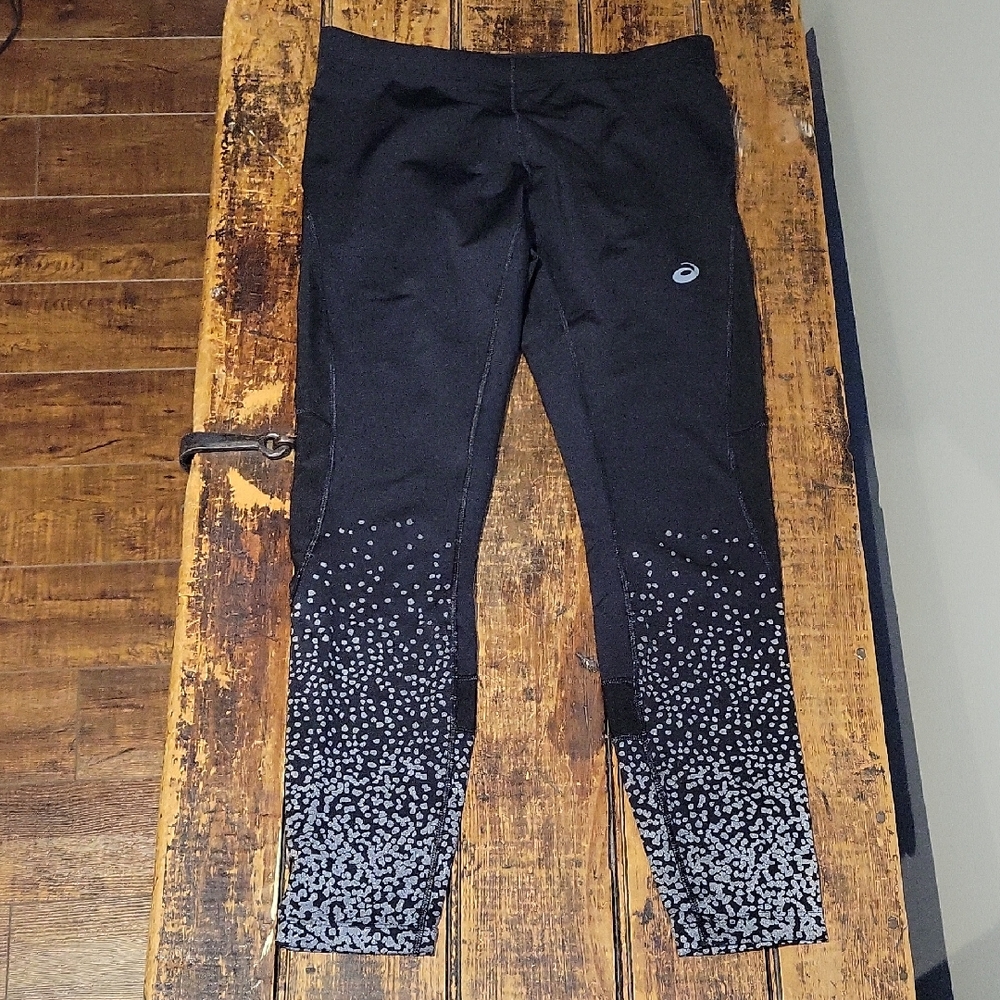 Womens Asics Black and Gray 3/4 Leggings